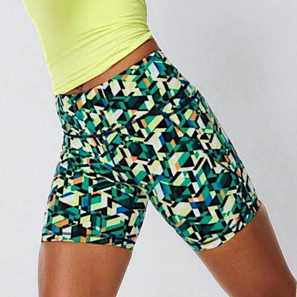 Sweaty Betty Power Workout geo pattern multicolor high rise pockets biker shorts - Picture 1 of 10